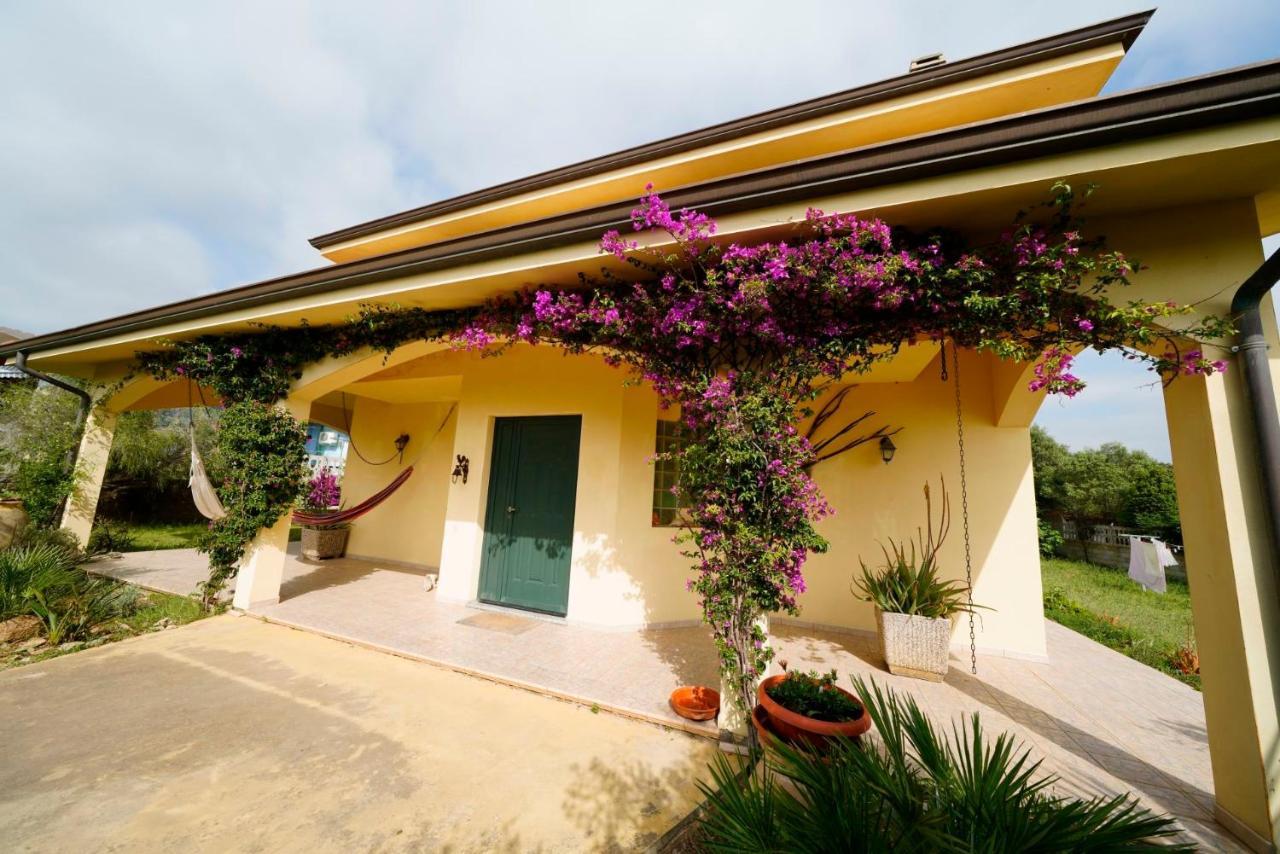 Casa Del Mar Portopino, Primo Piano, Appartamento In Villa Sant'Anna Arresi Exterior photo